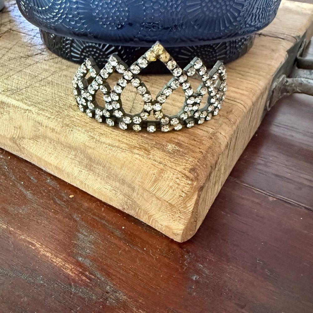 VINTAGE SILVER DOLL TIARA